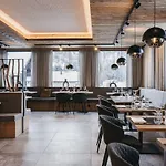 Vaya 酒店 4*