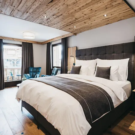Vaya Hotel 4*