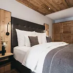 Vaya Hotel