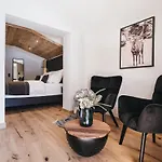 Vaya Hotel 4*